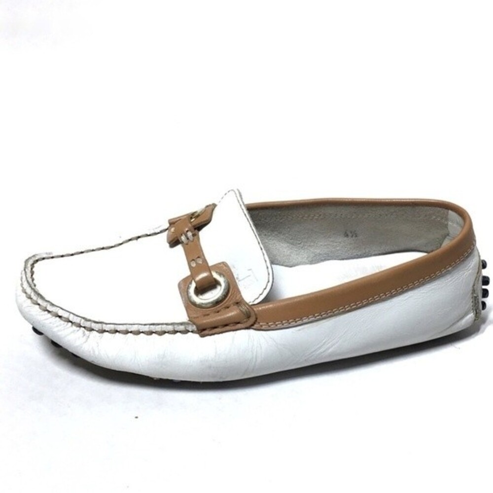 Tod’s White and Tan Leather Moccasins 4.5
